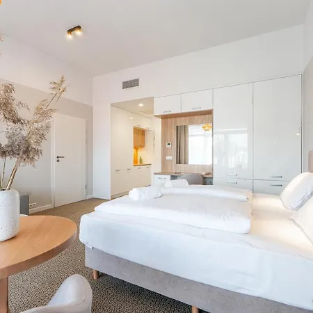 Aparthotel Molo Park 3*