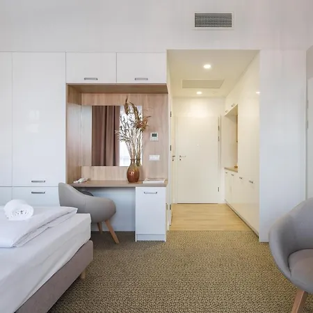 Molo Park Апарт-отель