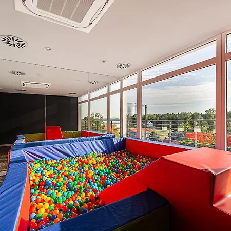 Aparthotel Molo Park 3*