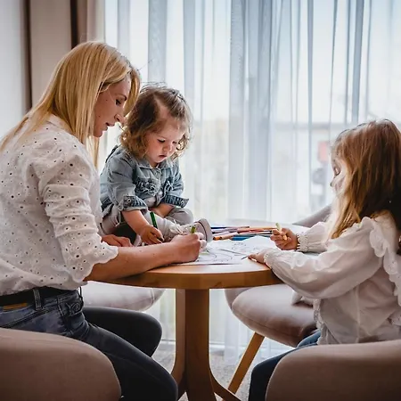 Aparthotel Molo Park 3*