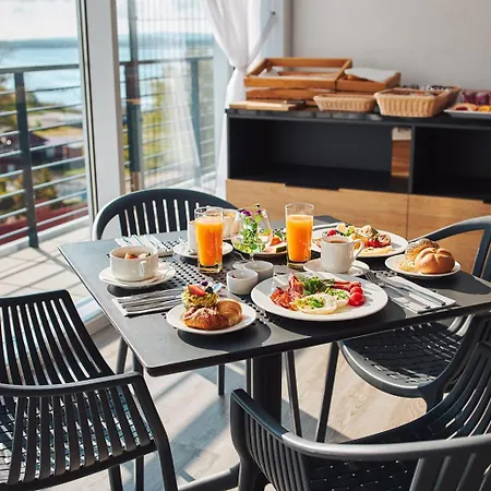 Aparthotel Molo Park 3*