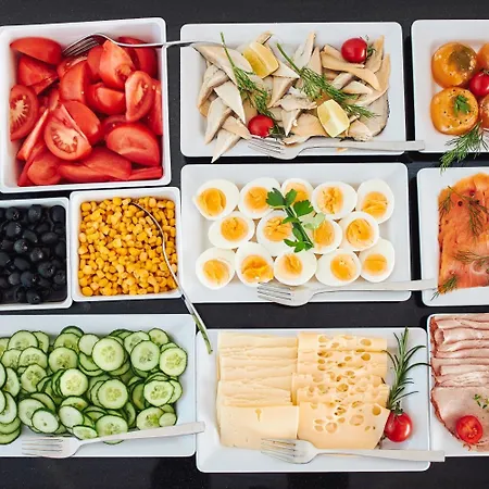 Molo Park Мельно