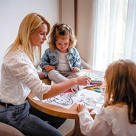 Molo Park 미엘노