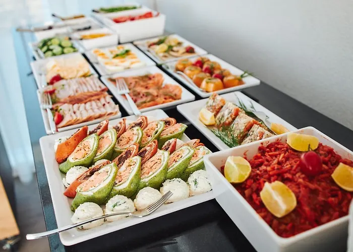 Molo Park Aparthotel 3*